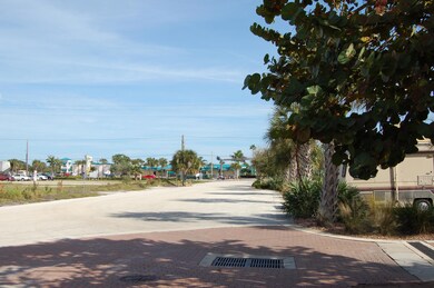 Holiday Lane exit & entry