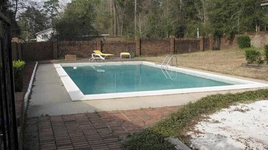 240 Saddle Dr, Cantonment, FL 32533 - photo 4