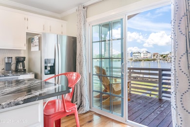 717 Canal Dr, Carolina Beach, NC 28428 - photo 3