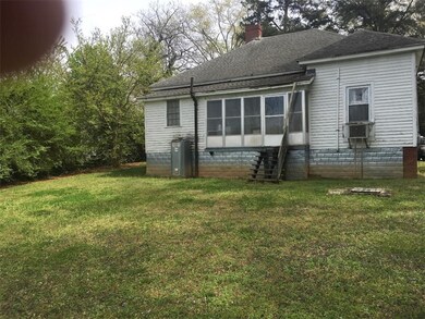 606 River St, Iva, SC 29655 - photo 3