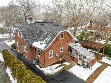 2702 W Greenleaf St unit 2706, Allentown, PA 18104 - photo 2