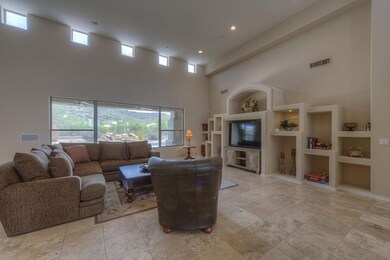 007_Family  Room Mountain Views