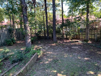 Windermere fenced patio