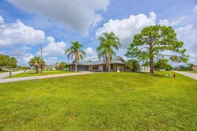 101 SW Chapman Ave, Port Saint Lucie, FL 34984 - photo 2