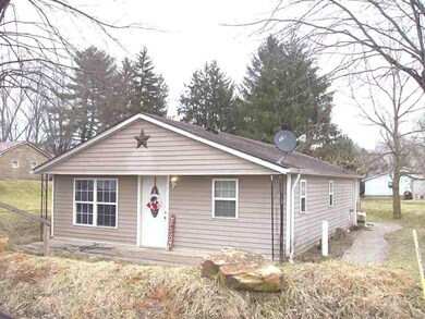 79 11th St SE, Linton, IN 47441 - photo 2