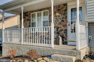 8 Box Cir, Essex, MD 21221 - photo 2