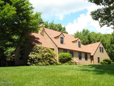 Gorgeous Contemporary Post and Beam