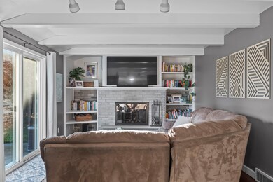 5117 Curry Ct, Fitchburg, WI 53711 - photo 4