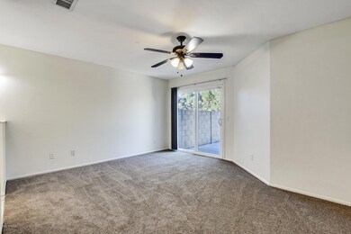 17-Master Bedroom