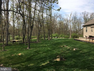 817 Dickeys Dr, Chambersburg, PA 17202 - photo 3