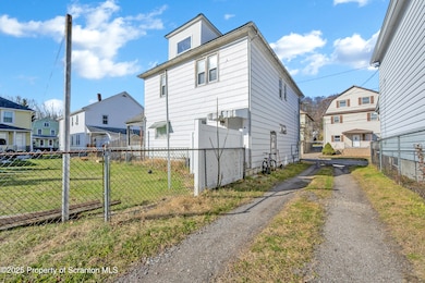 53 Sobieski St unit TOP FLOOR, Hanover Township, PA 18706 - photo 2
