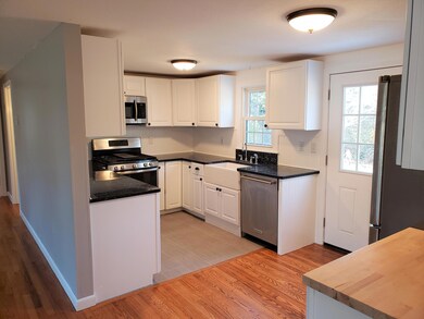 47 Gordon Ln, Yarmouth Port, MA 02675 - photo 6