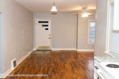 3328 Maloney St, Lansing, MI 48911 - photo 6