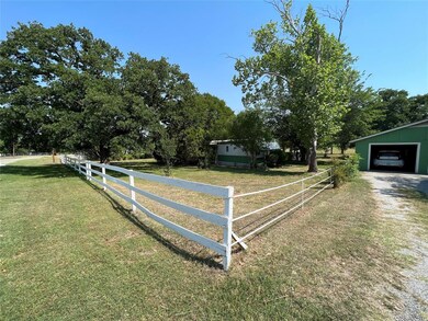 7735 Schantile Dr, Azle, TX 76020 - photo 5