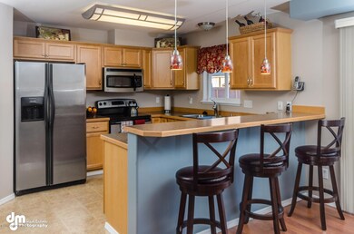 Kitchen Breakfast Bar