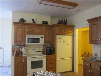 690 Barbara Sue Ln, Mount Washington, KY 40047 - photo 5