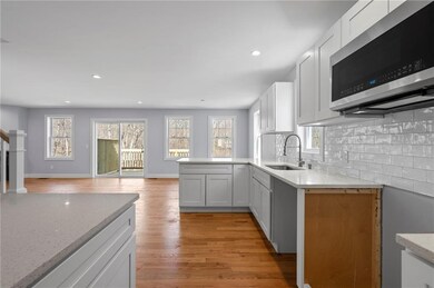 6 Hilltop Ave, West Warwick, RI 02893 - photo 6