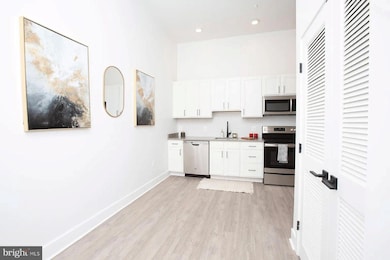 1742 Fleet St unit 301, Baltimore, MD 21231 - photo 2