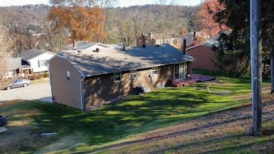 200 Elm Crest Dr, Wheeling, WV 26003 - photo 5