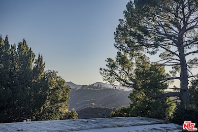 121 Navajo Ln, Topanga, CA 90290 - photo 4