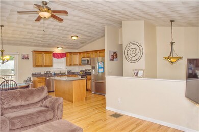 30 Seneca St, Warwick, RI 02886 - photo 4