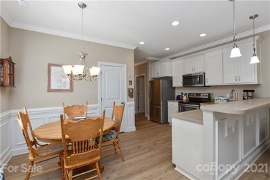 Breakfast area and kitchen