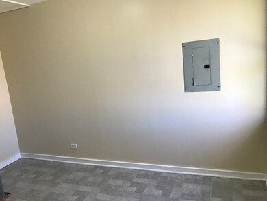 1021 S Elmwood Ave unit B, Waukegan, IL 60085 - photo 7