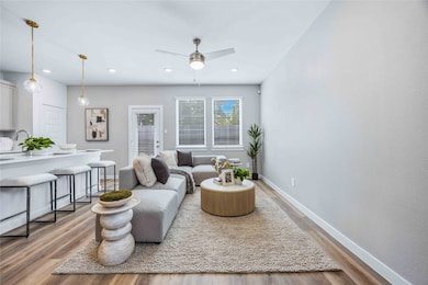 959 Green Vines Ln, Houston, TX 77091 - photo 6