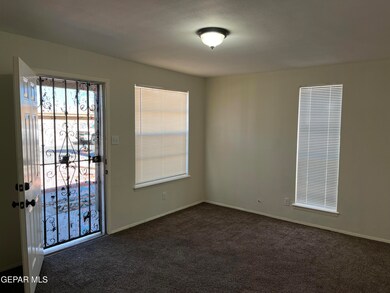 10640 Cuatro Vistas Dr unit A, El Paso, TX 79935 - photo 2
