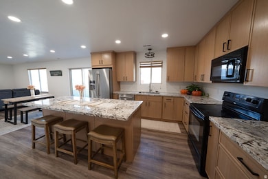 653 S Willow Park Dr, Lehi, UT 84043 - photo 5