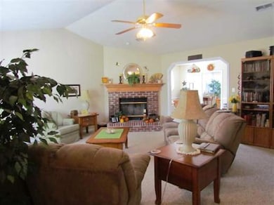 36 Jasmine Dr unit II, Crawfordville, FL 32327 - photo 3