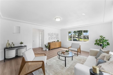 173 W 8th St, Upland, CA 91786 - photo 3