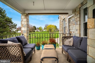 411 S 11th St, Purcellville, VA 20132 - photo 2