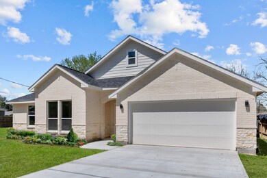 978 Ellington St, Houston, TX 77088 - photo 3