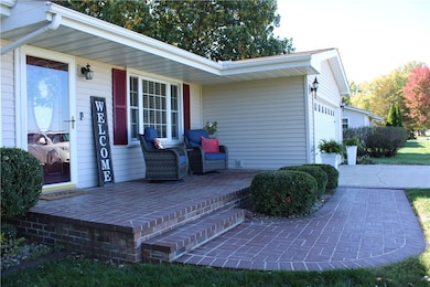 1660 E 1350 North Rd, Shelbyville, IL 62565 - photo 3