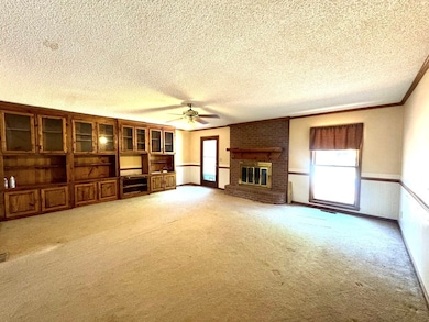 206 Ridge Cir, Dublin, GA 31021 - photo 3