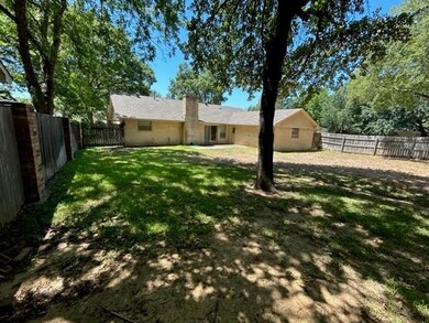 1101 Skylark Dr, Denton, TX 76205 - photo 3