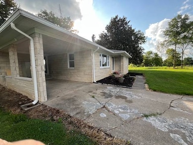 210 Rabbit Flat Rd, Caneyville, KY 42721 - photo 3