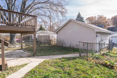 936 Thomas Ave, Saint Paul, MN 55104 - photo 7