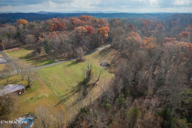 5480 Bartlett Rd, Algood, TN 38501 - photo 5