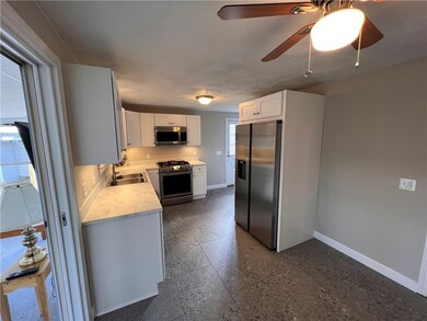 314 Rhode Island Ave, Pawtucket, RI 02860 - photo 4