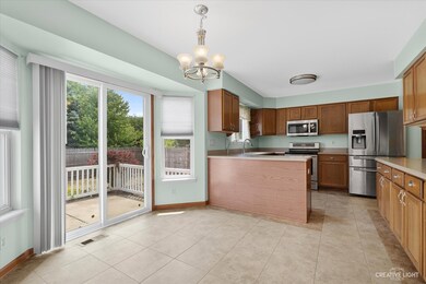 175 White Oak Dr, North Aurora, IL 60542 - photo 7