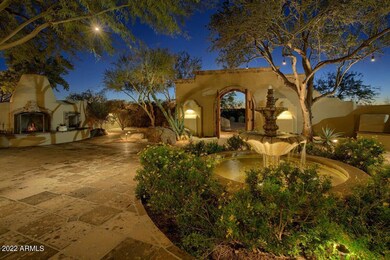 08-Courtyard