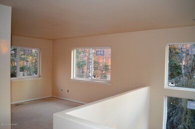 Loft 102912