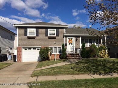 213 Chesterton Ave, Staten Island, NY 10306 - photo 2