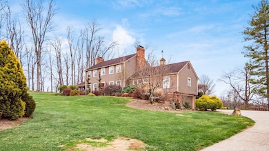 5110 Wilshire Dr, Zanesville, OH 43701 - photo 4