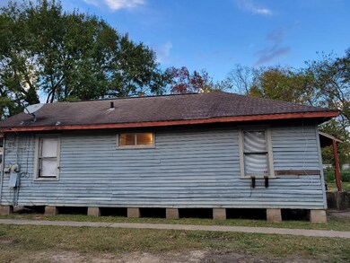 8116 Willow St, Houston, TX 77088 - photo 7