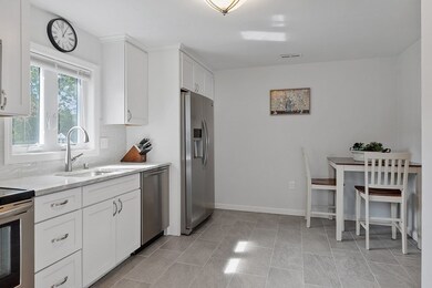 35 Charles St, Dracut, MA 01826 - photo 3