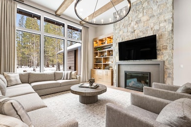 Expansive Great Room