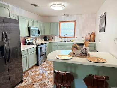 1005 W Taylor St, Clarksville, AR 72830 - photo 3